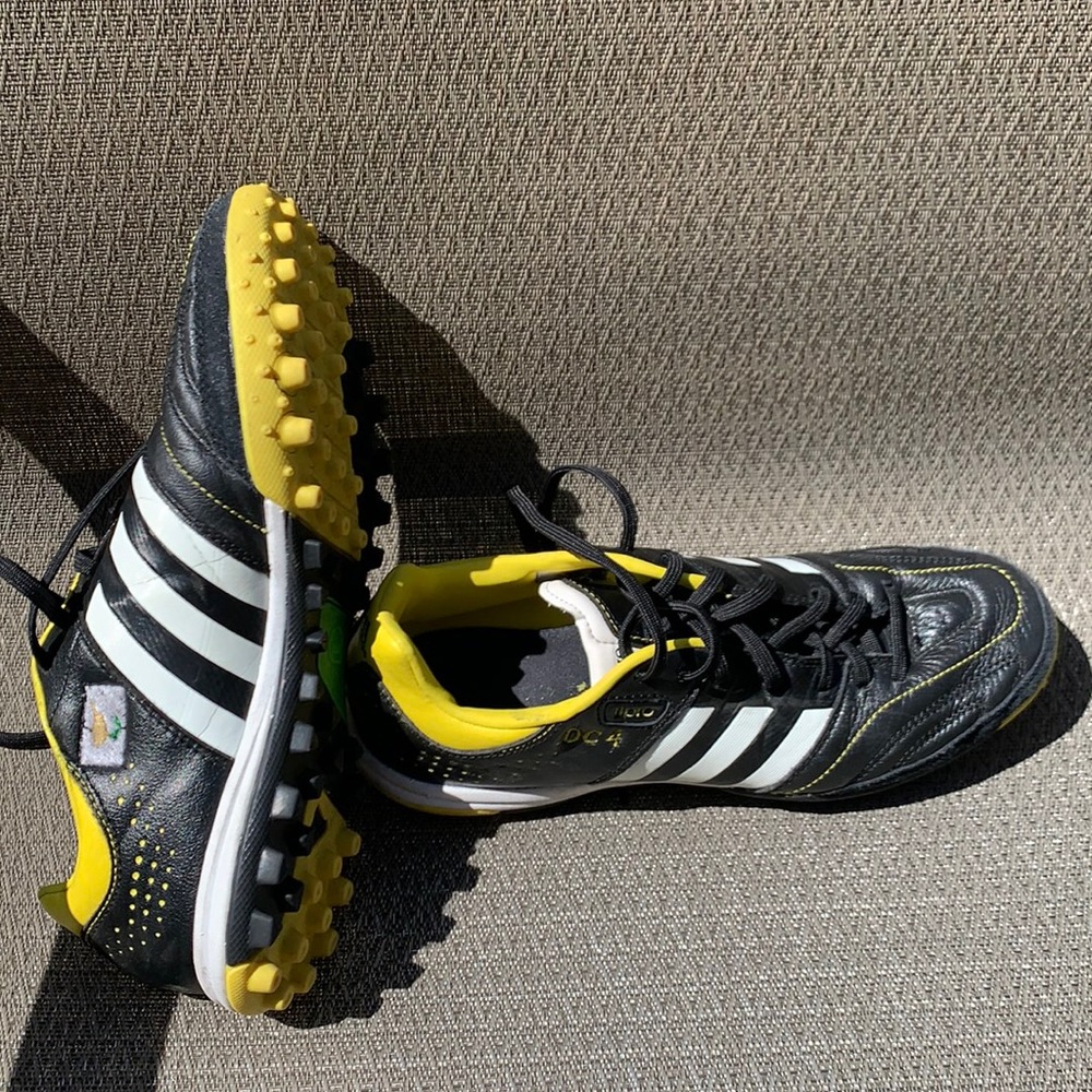 Indoor shoes. Adidas 11core. M 7.5, W 8.5